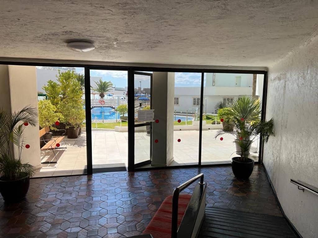 Cozy Apartment In The Center Of Costa Adeje On The 1St Coastline Exterior foto